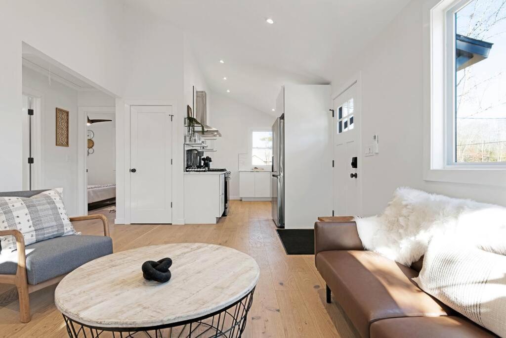 New Paltz Zen Wellness Cabin W/ Hot Tub Exteriör bild
